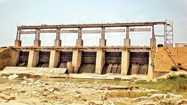 జీడీపీకి నిలిచిన హంద్రీ నీవా నీరు 