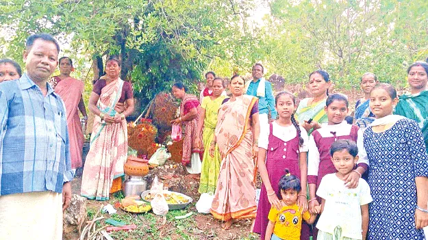  నందిగాంలో అమ్మవార్లకు చల్లదనం