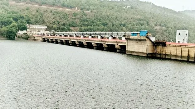 శ్రీశైలానికి మళ్లీ వరద 
