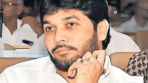 ఎందుకా డైటు? ఏమిటా కథ?