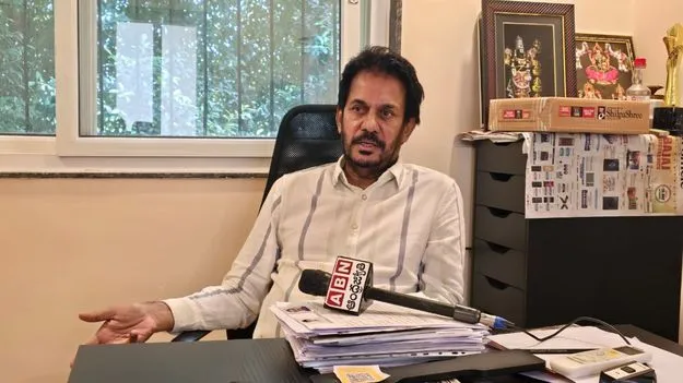 తాటి చెట్టుకాదు.. కల్పవృక్షం