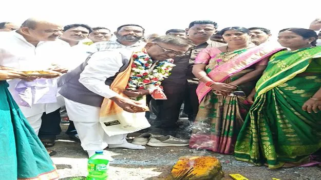 గ్రామీణాభివృద్ధికి పెద్దపీట