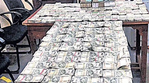 ఏసీబీకి దొరికినా ఏం కాదులే!