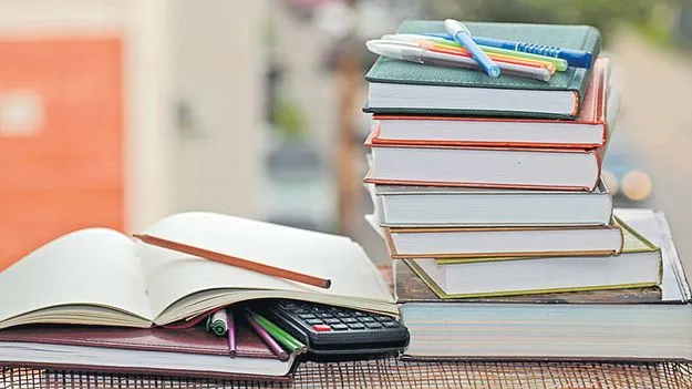 ఇంటర్‌ కొత్త పాఠ్య పుస్తకాలపై అనిశ్చితి!