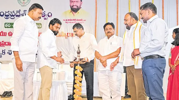 కార్మికుల సంక్షేమమే కూటమి ప్రభుత్వ లక్ష్యం