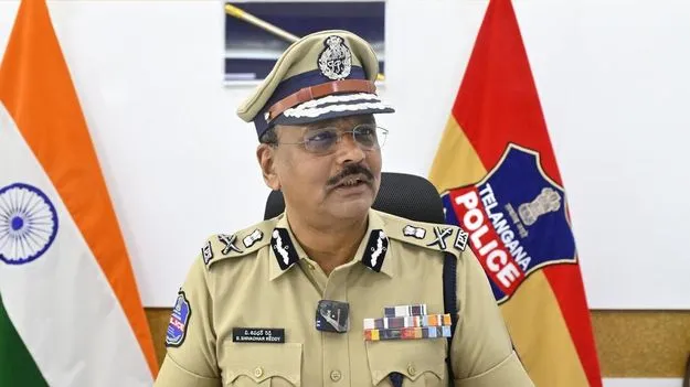 ప్రభుత్వ సలహాదారులుగా వీహెచ్‌, శివధర్‌రెడ్డి