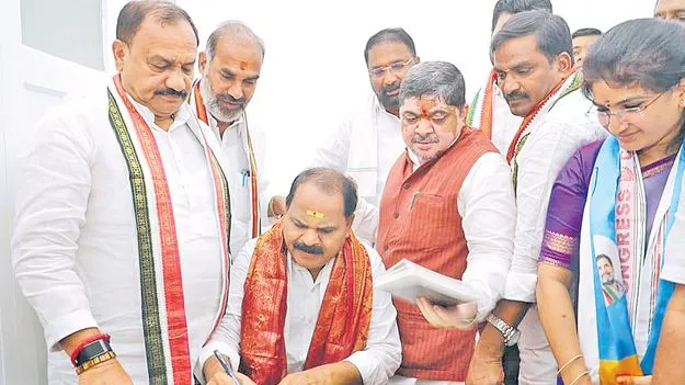 భవిష్యత్తులో కాంగ్రెస్‌ నుంచి బీసీ సీఎం