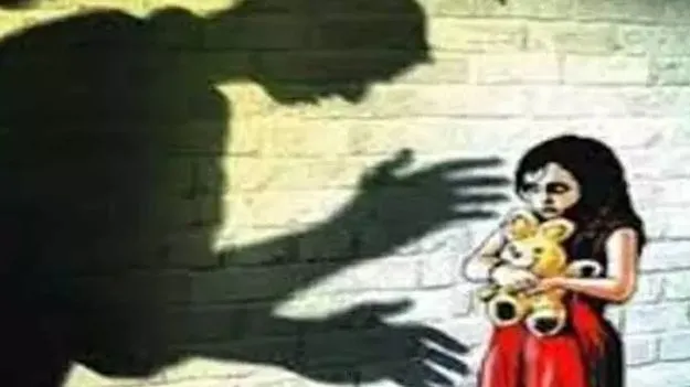 ఐదేళ్ల చిన్నారి అసభ్య దృశ్యాల చిత్రీకరణ