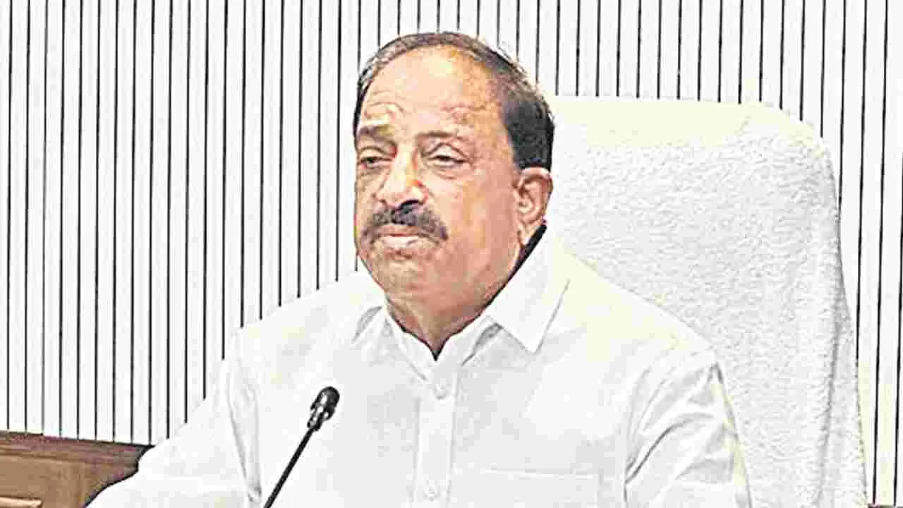 అందుబాటులో 90.22 లక్షల యూరియా బస్తాలు