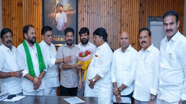 సంత్‌ సేవాలాల్‌ కార్పొరేషన్‌ ఏర్పాటు చేయండి 
