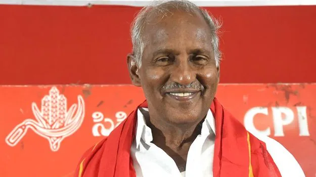 కేంద్ర, రాష్ట్ర ప్రభుత్వాలపై పోరాటాలకు సిద్ధం కండి