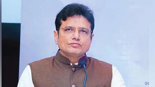 ఐదేళ్ల పదవీకాలంలోపు అర్హులందరికీ తులం బంగారం 