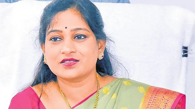 డీఎస్సీలో అక్రమాలు.. ఏ ఆత్మ చెప్పింది?