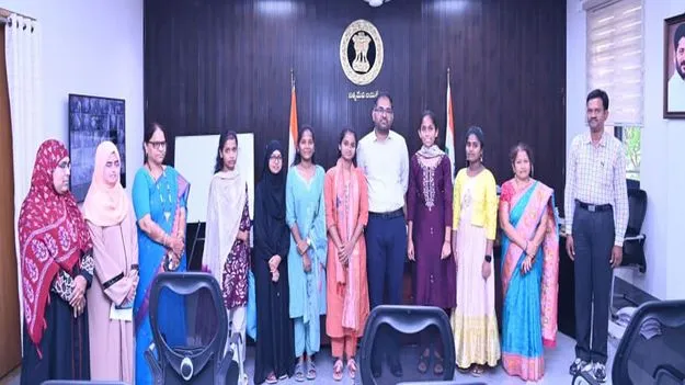 Peddapalli:  హైవే పరిసర గ్రామాల్లో శుభ్రతపై ప్రత్యేక దృష్టిపెట్టాలి