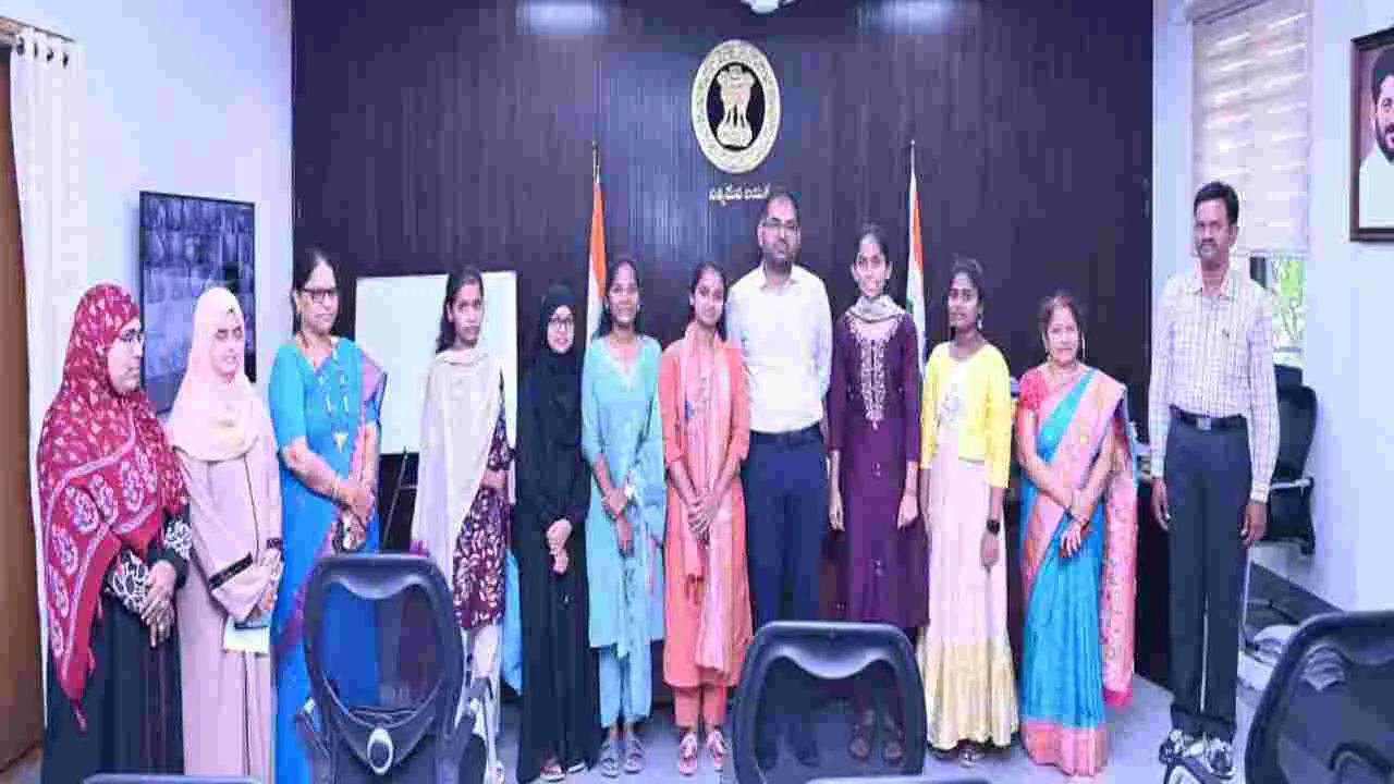 Peddapalli:  హైవే పరిసర గ్రామాల్లో శుభ్రతపై ప్రత్యేక దృష్టిపెట్టాలి