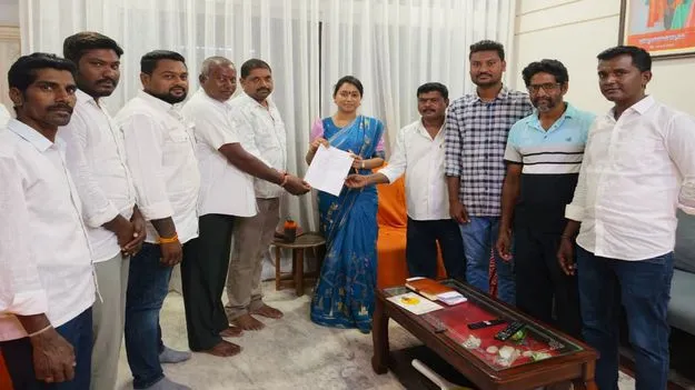 Jagtial: కేంద్ర నిధులను గ్రామాల అభివృద్ధికి కేటాయించాలి