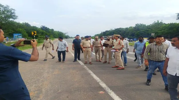 Mancherial: ఫిర్యాదులు పెండింగ్‌ పెట్టకూడదు