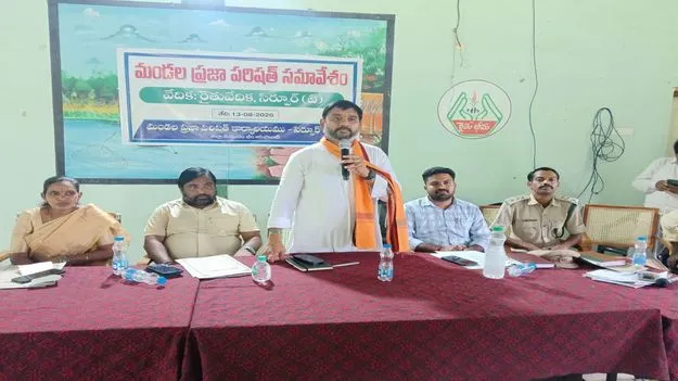  Kumaram Bheem Asifabad:   బీటీ రోడ్డు మంజూరుకు కృషి