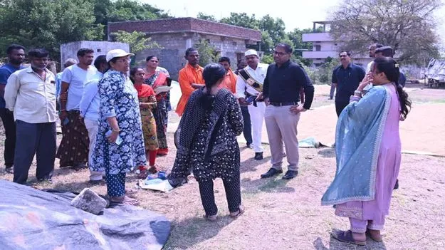 Peddapalli:  ధాన్యం సేకరణను వేగవంతం చేయాలి