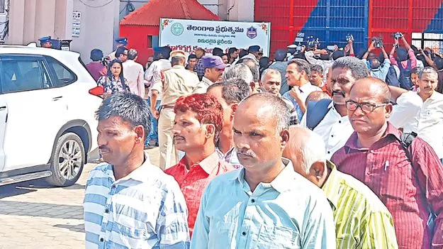 91 మంది జీవిత ఖైదీల విడుదల