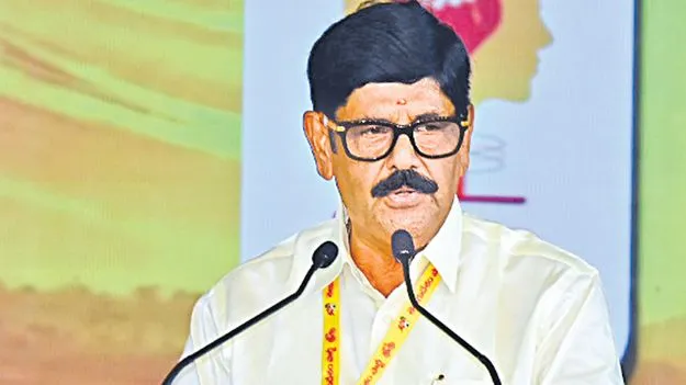 ప్రజలకు ఆధ్యాత్మిక ఆనందం..!