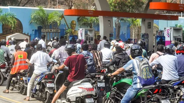 ఇంధన సరఫరా 10-15 శాతం పెంచాలి!