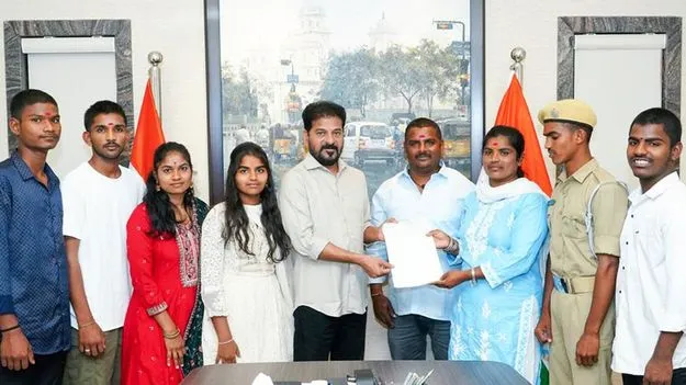 ట్యాంక్‌బండ్‌ శివకు రూ.5లక్షల సాయం