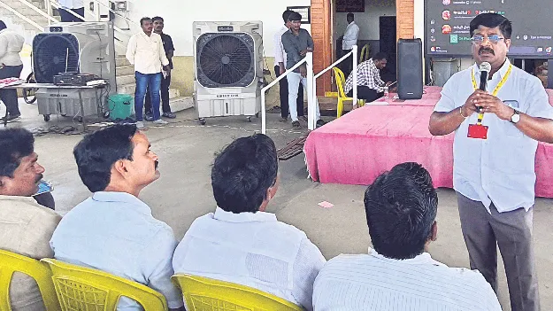 ఓటరు జాబితా సవరణపై దృష్టి సారించాలి
