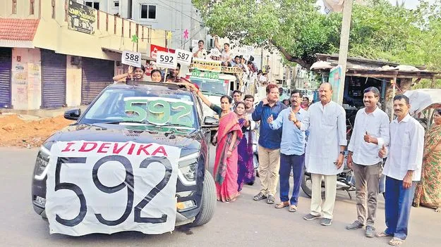 ట్రెండింగ్‌లో సర్కారు బడి!