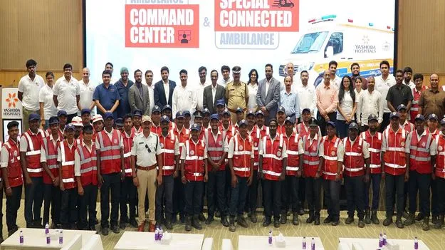 ‘యశోద’లో సెంట్రల్‌ అంబులెన్స్‌ కమాండ్‌ సెంటర్‌