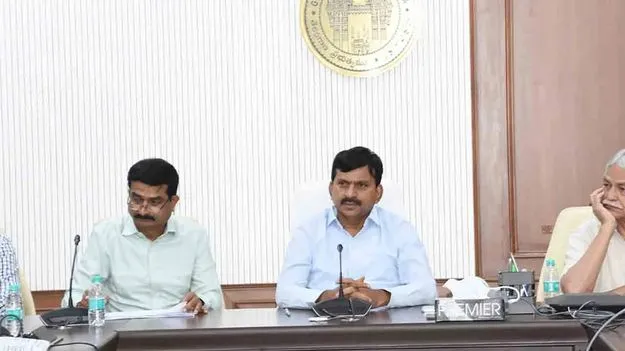 జర్నలిస్టుల ఇళ్లస్థలాలపై జూన్‌ 2న శుభవార్త    