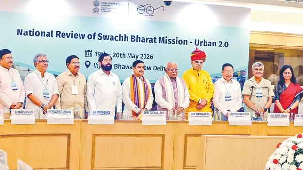 విశాఖ, బెజవాడ మెట్రోలకు అనుమతులివ్వండి