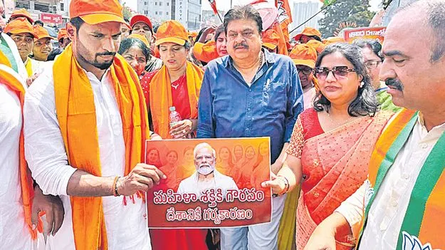 రాహుల్‌ను మించిపోయిన రేవంత్‌ 