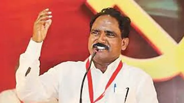 ప్రైవేటు విద్యాసంస్థల్లో ఫీజులను నియంత్రించాలి 