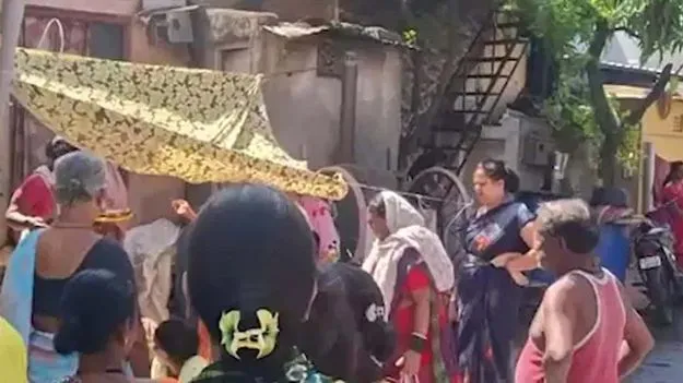 మహారాష్ట్రలో కల్తీ మద్యం తాగి 14 మంది మృతి
