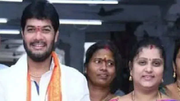 నోరు విప్పితే ఒట్టు!