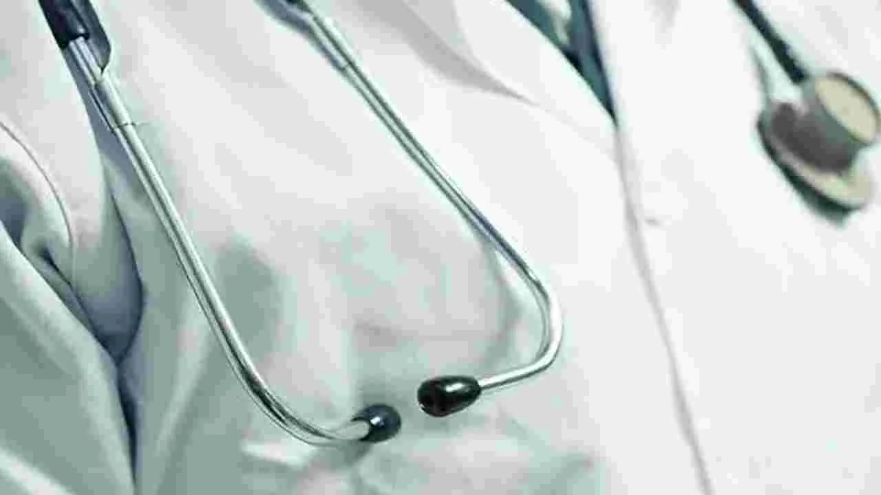 బోధనాస్పత్రుల్లో 433 మంది స్పెషాలిటీ వైద్యులు
