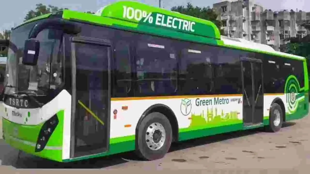 శంషాబాద్‌ దాకా ఉచిత ప్రయాణం