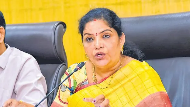 గిరిజన ప్రాంతాల్లో 2500 కోట్లతో రోడ్లు