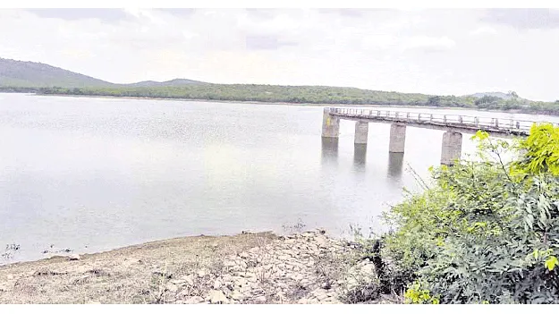అధికారుల జల'క్‌