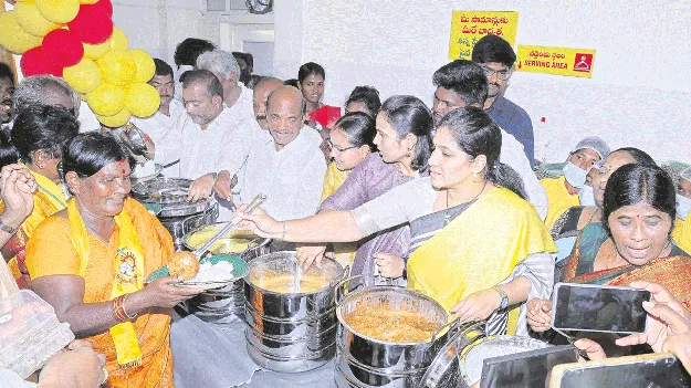 పేదల ఆకలి తీర్చేందుకే అన్న క్యాంటిన్‌లు