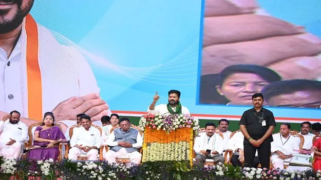 గిరిజనుల అభివృద్ధికి పెద్దపీట