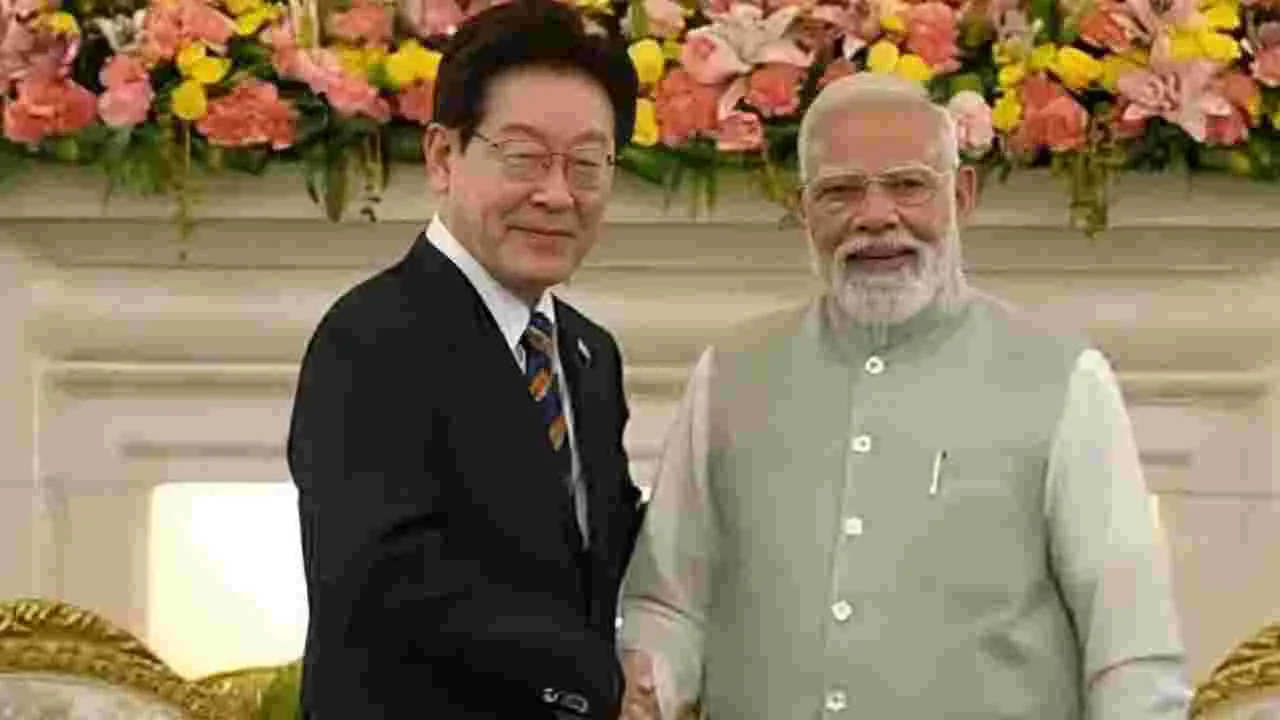 ప్రధాని మోదీతో దక్షిణ కొరియా అధ్యక్షుడి భేటీ