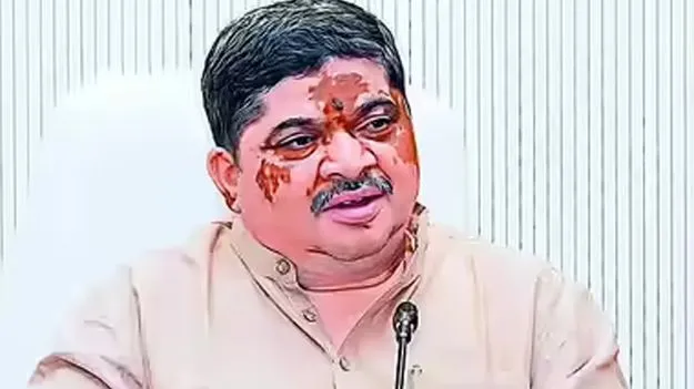 బీజేపీది మోసపూరిత యాత్ర: పొన్నం