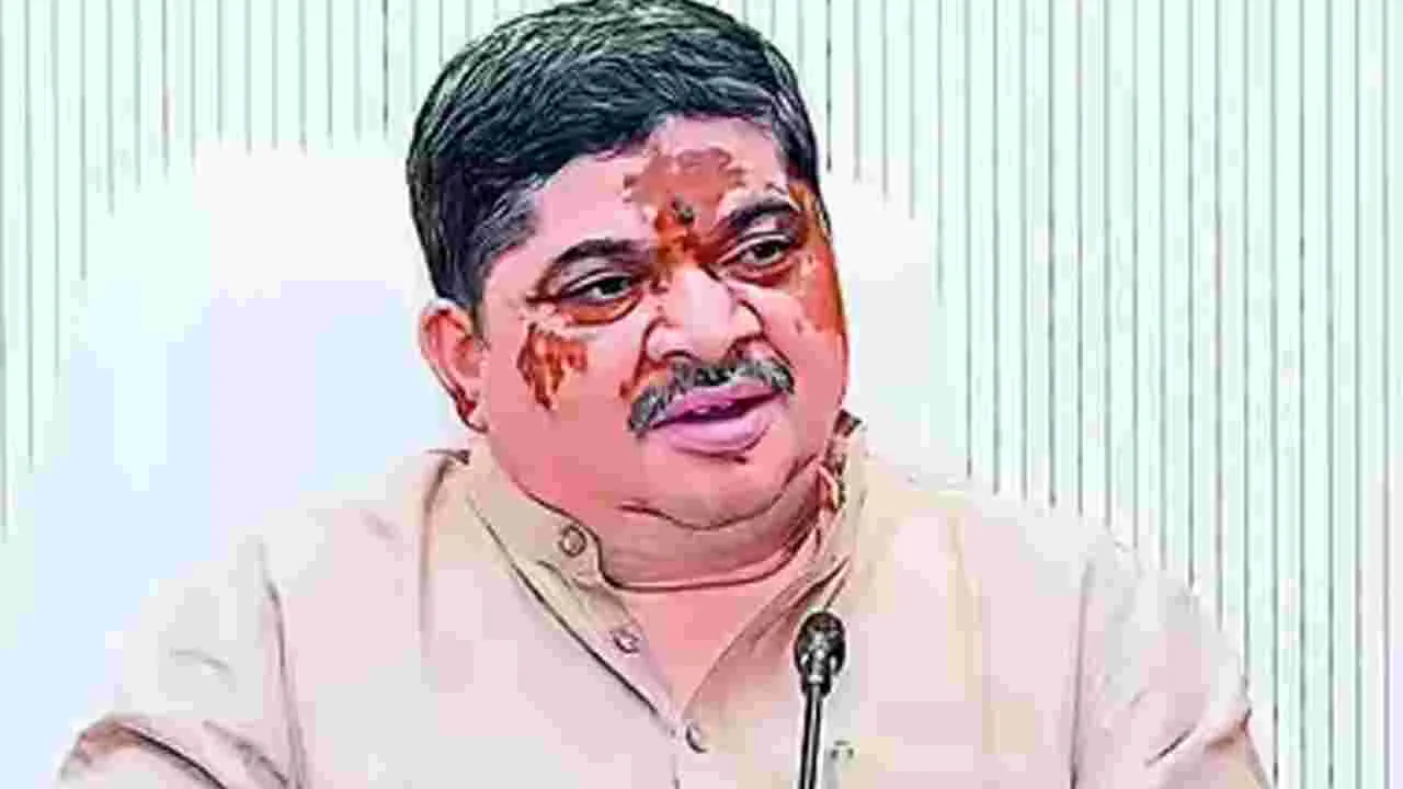 బీజేపీది మోసపూరిత యాత్ర: పొన్నం