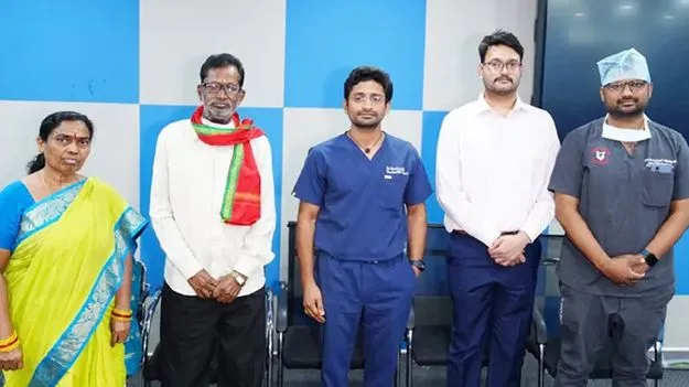 గొంతు క్యాన్సర్‌తో స్వరం కోల్పోయిన వృద్ధుడు