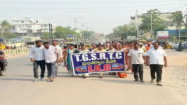 రెండో రోజు కొనసాగిన సమ్మె 