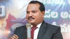 జడ శ్రావణ్‌పై 4 స్టేషన్లలో కేసుల నమోదు