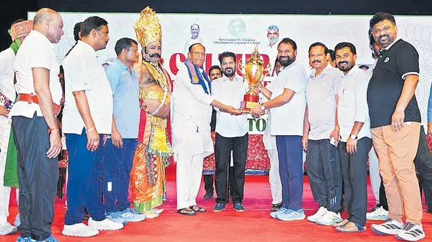 క్రీడల్లో రాణించినా విద్యార్థులఉజ్వల భవిష్యత్తుకు భరోసా