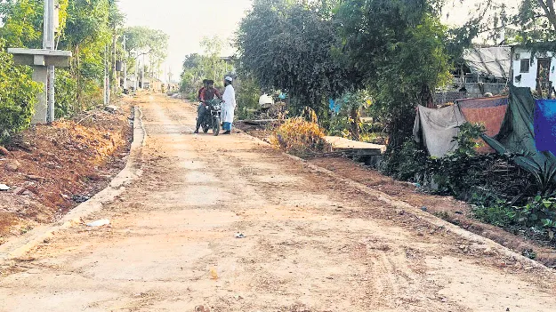 సీసీరోడ్లతో ఇసుకదర్శి దశ తిరిగింది!